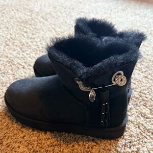 UGG Kids Black Boots with cute accent - size 5 kids or size 7 in women’s